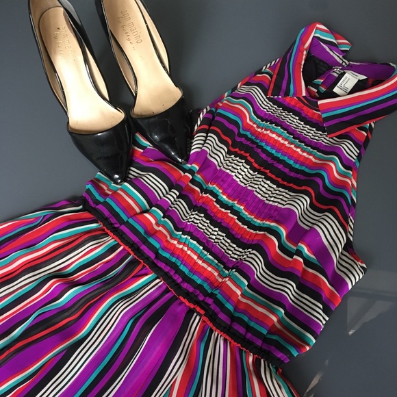 H&M Dresses & Skirts - Women's H&M Colorful Collared Dress
